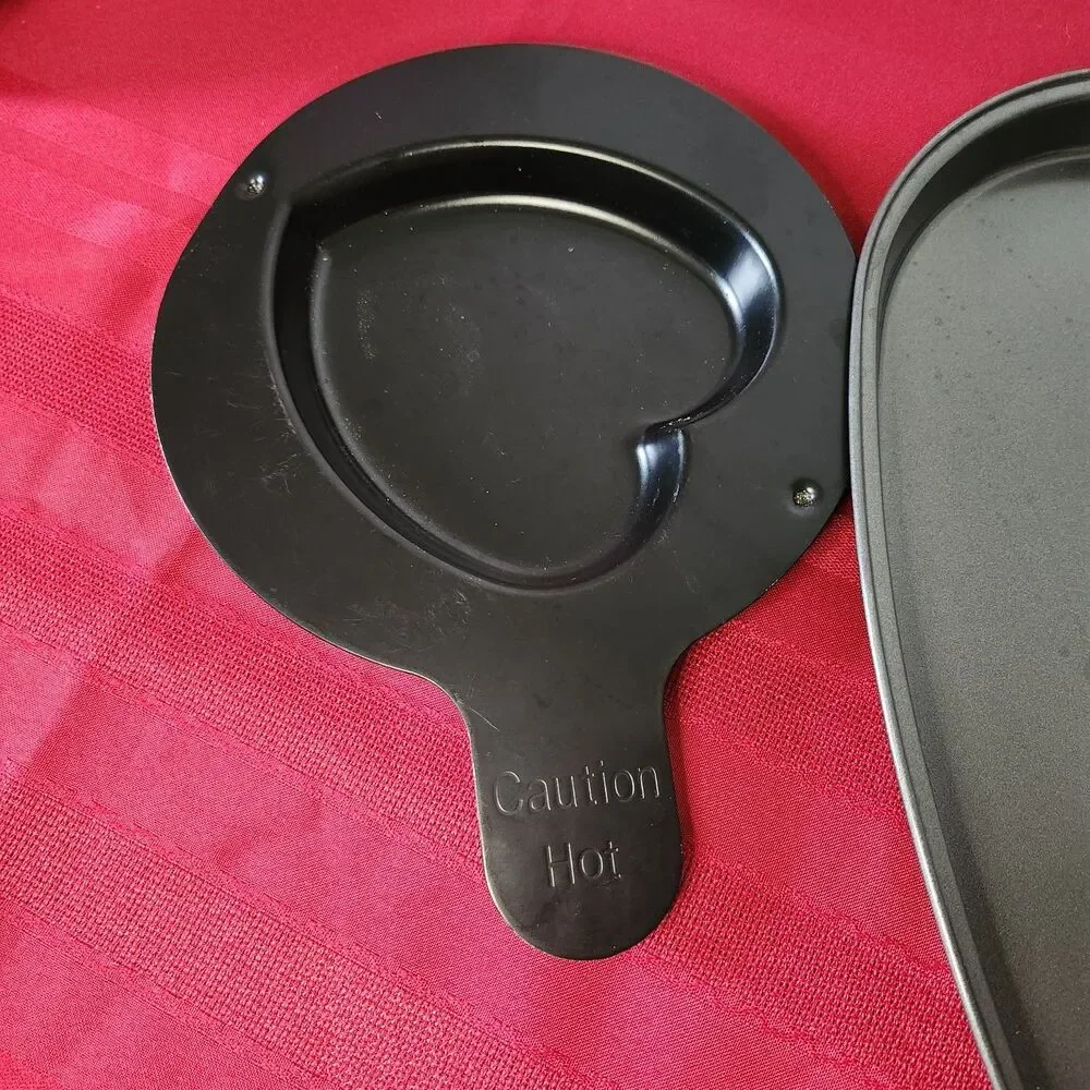 Vtg Wilton Heart Cake Pan & Mini Egg Pancake Pan Skillet Lot Nonstick Cooking